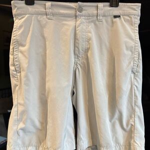 Travis Mathew Golf - Light Cream - Size 30 Shorts